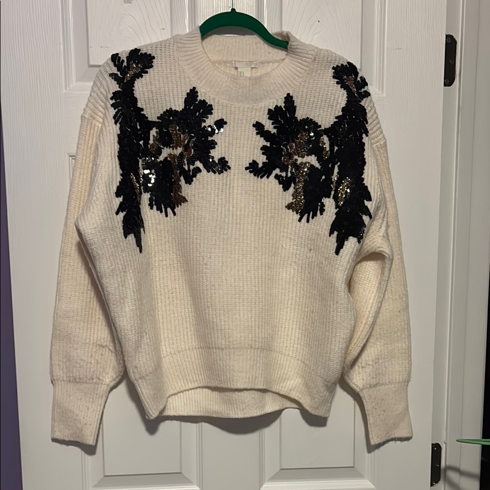 H&M Cream and Black Crew Neck Sweater with Bold Design
